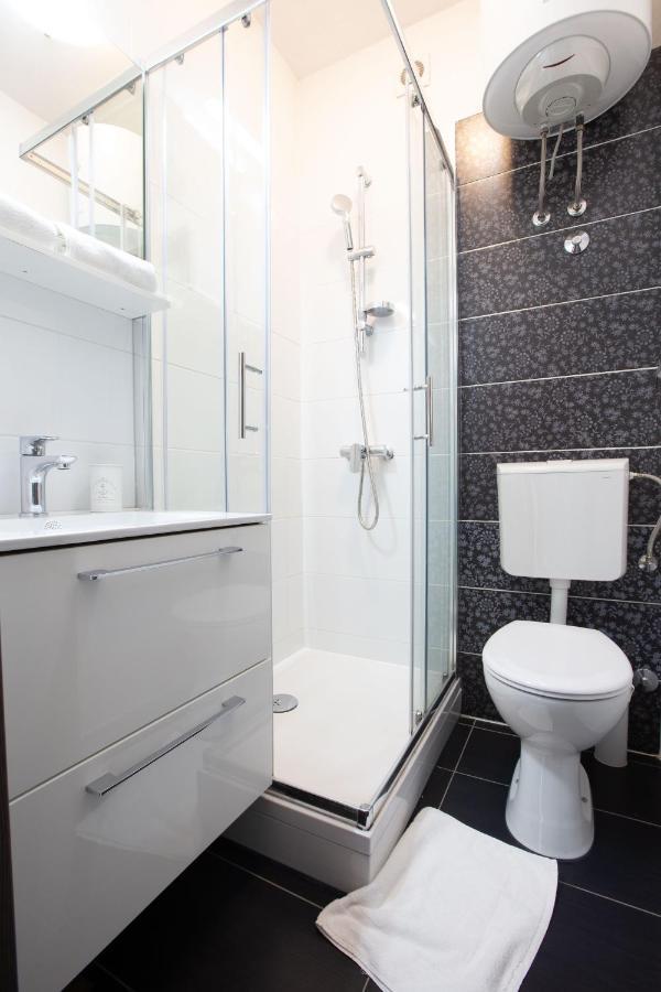 Lilly Studio Apartments Zadar Exterior foto